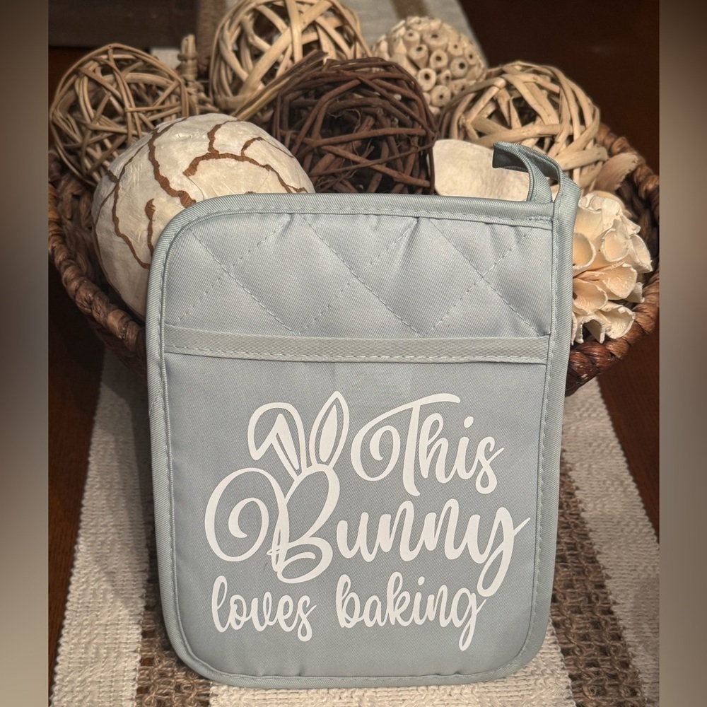 Easter Bunny Oven Mitt